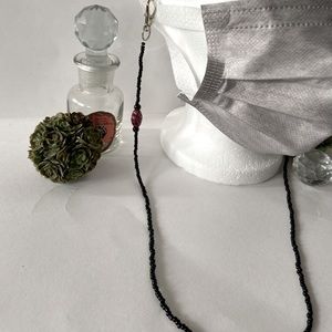 Black and burgundy face mask lanyard